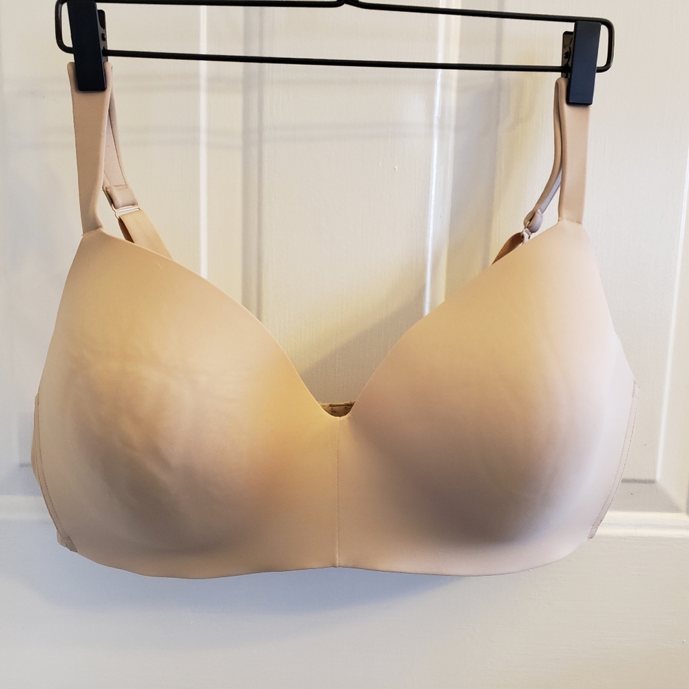 Cacique Simply Wire Free Lightly Lined T Shirt Bra